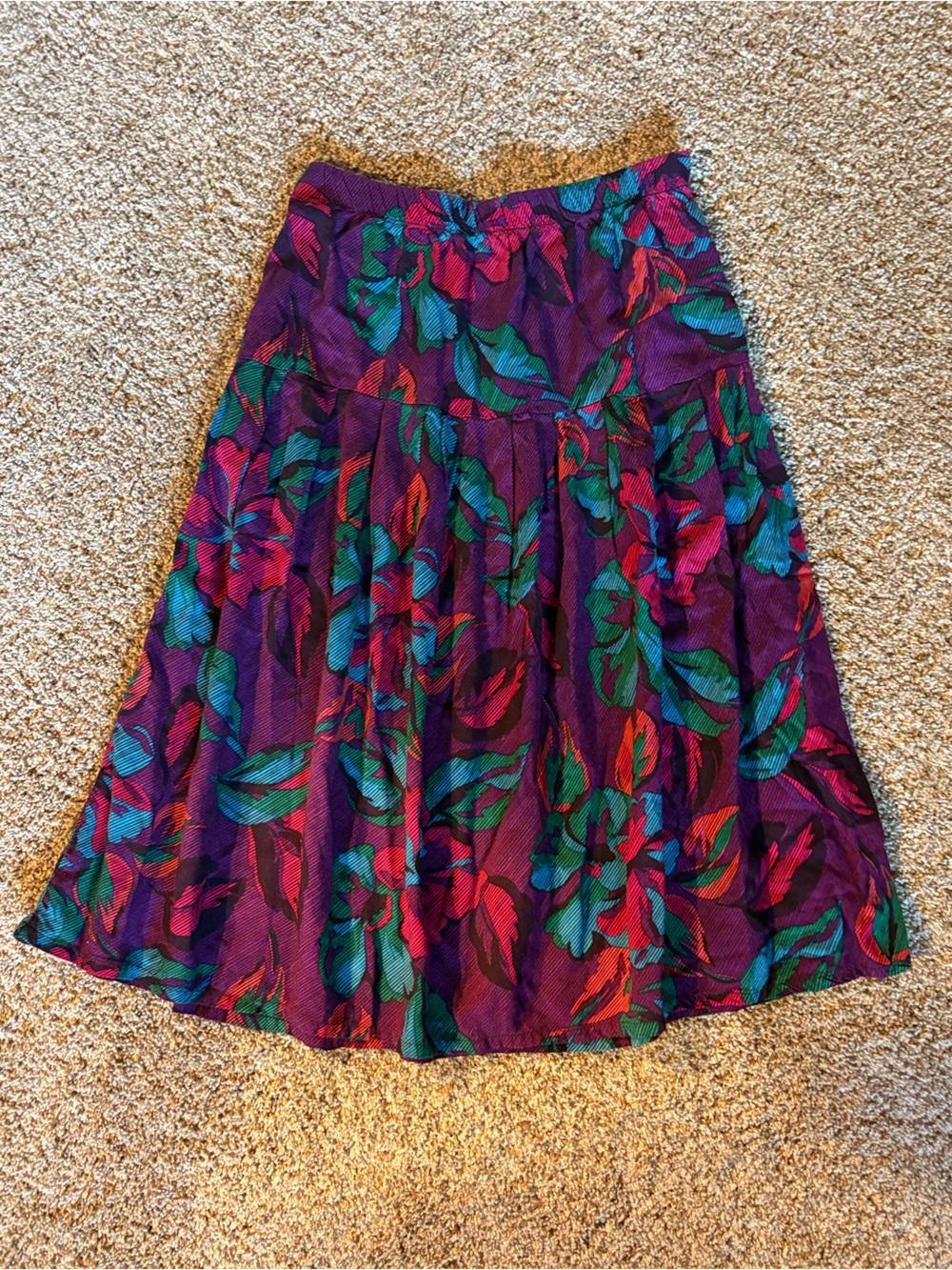 Vintage 80’s Women’s Purple Floral A-Line Skirt